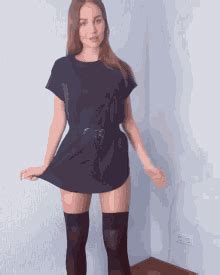 Pubic Hair GIFs .